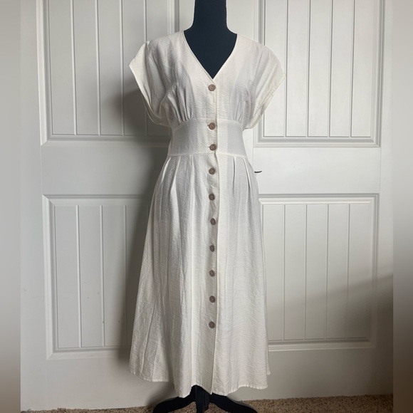 Dresses & Skirts - Elegant White Button-Down Midi Dress